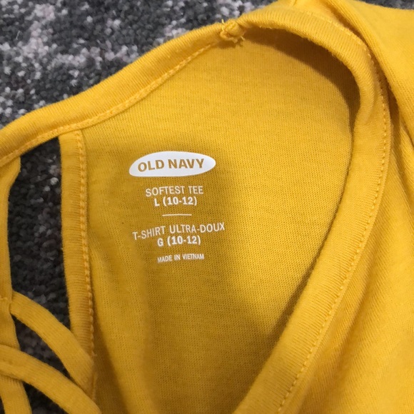 Old navy softest tee - Picture 4 of 5